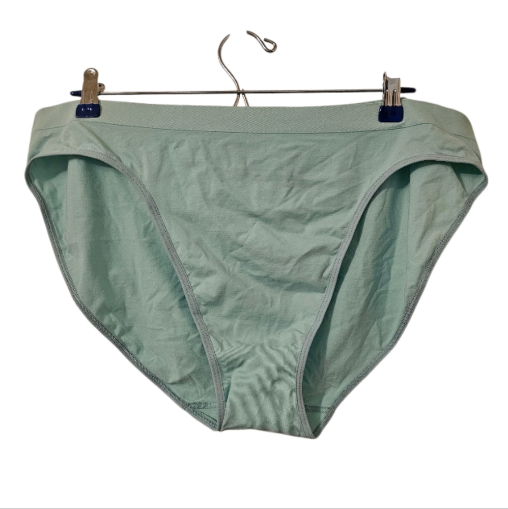 Turquoise Old Navy Women's Low-Rise Seamless Bikini Underwear